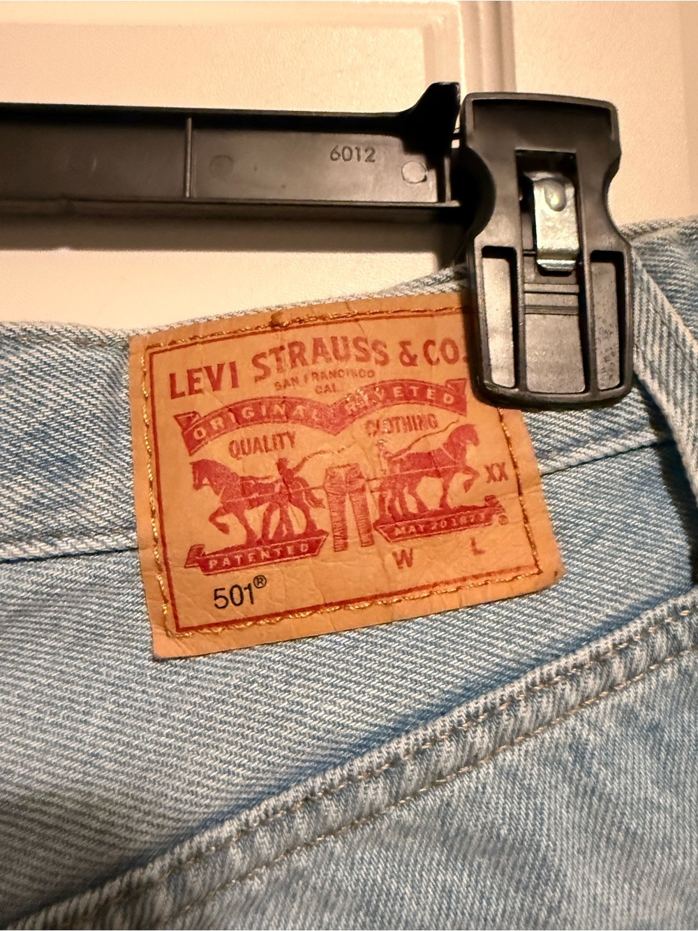Levi's Light Blue Denim High-Rise Women's Shorts - Picture 3 of 4